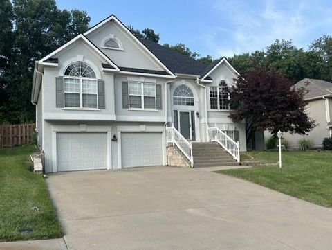 Photo of 4406 Windsor Court, St Joseph, MO 64506 (MLS # 2633847)