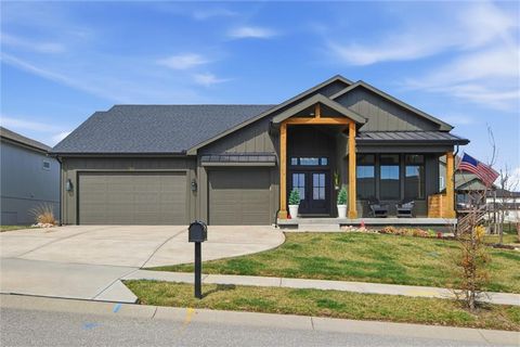 7614 N Skiles Avenue Kansas City MO 64158