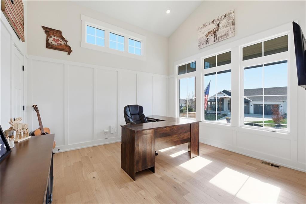 7614 N Skiles Avenue