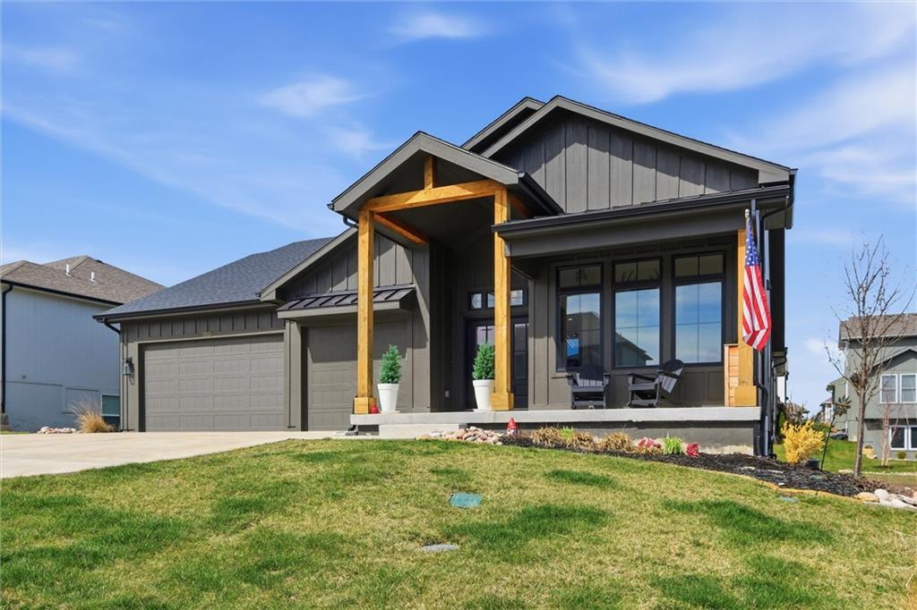 7614 N Skiles Avenue