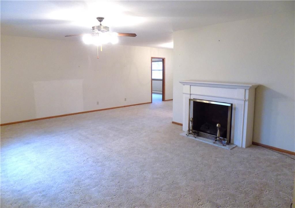 Photo of 1444 S Elm Street, Ottawa, KS 66067 (MLS # 2592548)