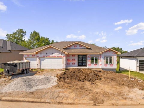 Photo of 25006 W 89th Street, Lenexa, KS 66227 (MLS # 2640402)