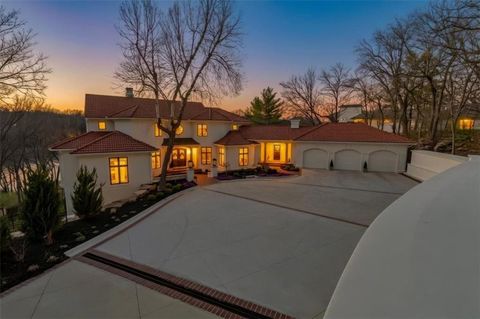 Photo of 17040 S Highland Ridge Drive, Loch Lloyd, MO 64012 (MLS # 2597814)