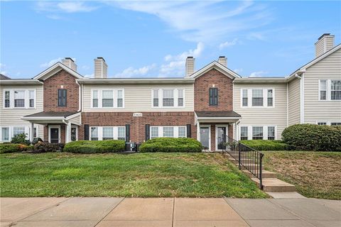 11613 Tomahawk Creek Parkway E Leawood KS 66211