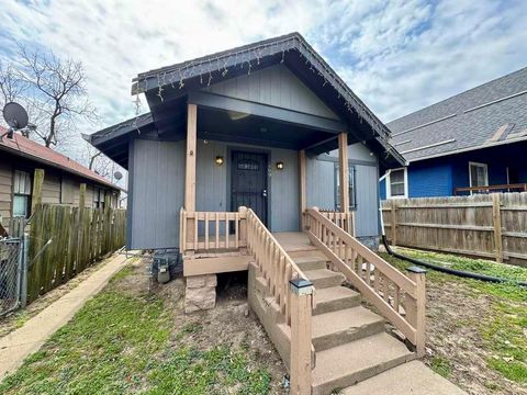 5209 E 6th Street Kansas City MO 64124