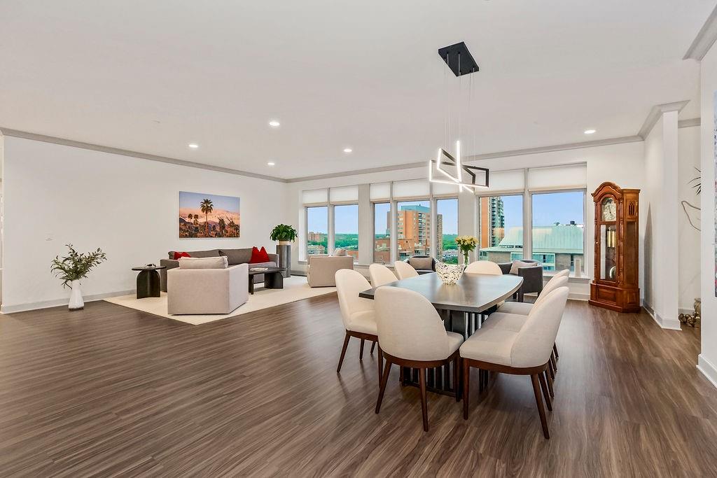 400 W 49th Terrace 2106