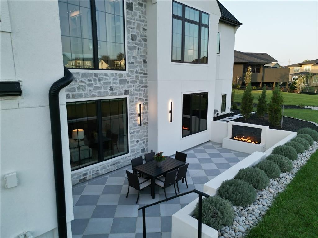 12007 W 173rd Terrace
