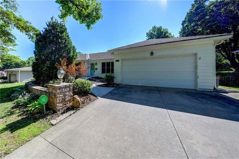 8009 Lamar Avenue Prairie Village KS 66208