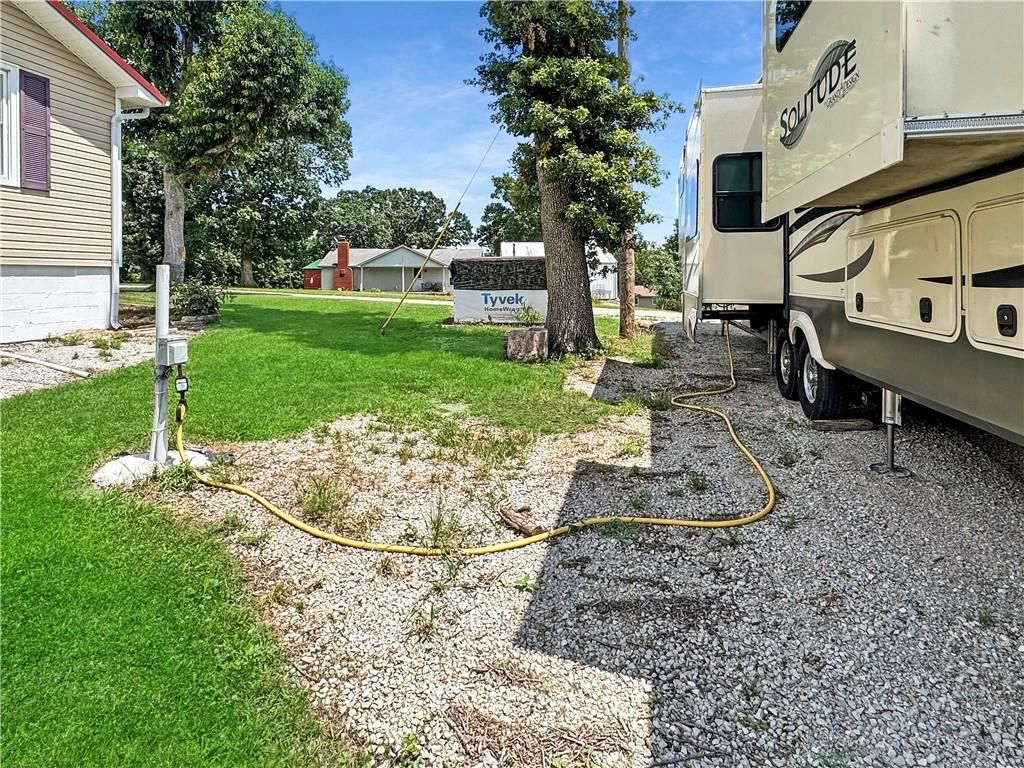 Photo of 33247 Bittner Drive, Warsaw, MO 65355 (MLS # 2608063)