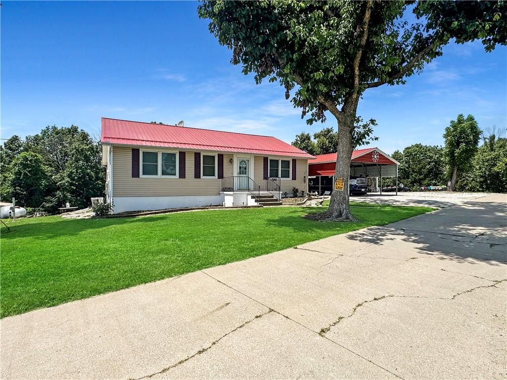 Photo of 33247 Bittner Drive, Warsaw, MO 65355 (MLS # 2608063)