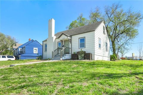11201 E 40th Street S, Independence, MO 64052 - MLS#: 2614863