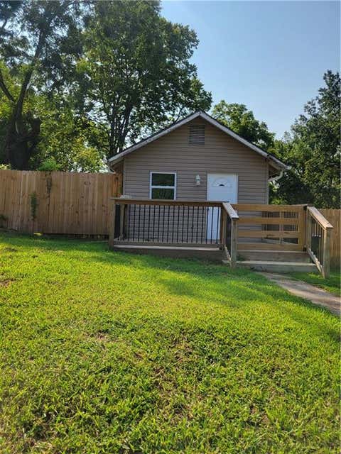 Photo of 4208 Spruce Avenue, Kansas City, MO 64130 (MLS # 2634292)