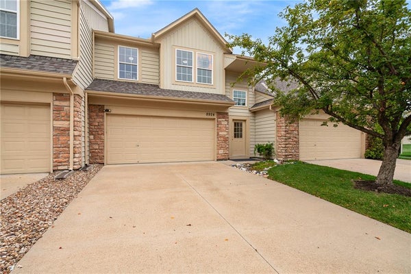 8924 INKSTER ST, LENEXA, KS 66227 - Image f96526c4b03ed55103de2cdc90bfc64d/3661524829