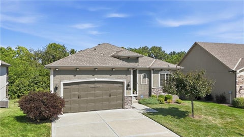 Photo of 11111 N Euclid Avenue, Kansas City, MO 64155 (MLS # 2638997)