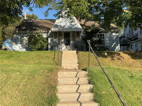 Photo of 709 2nd Street, Platte City, MO 64079 (MLS # 2647477)