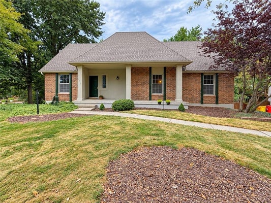 1313 NW PORTER DR, BLUE SPRINGS, MO 64015 - Image f9ad4b0fa9bf5df2372f43d3f5b350c7/681401500