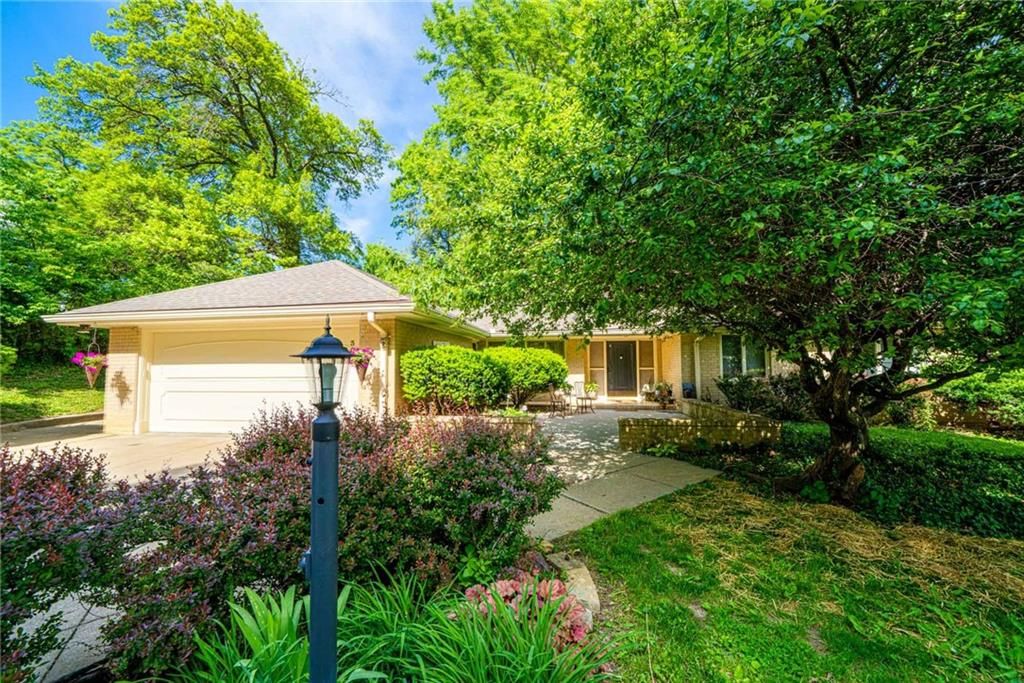Photo of 3015 Miller Road, St Joseph, MO 64506 (MLS # 2618789)