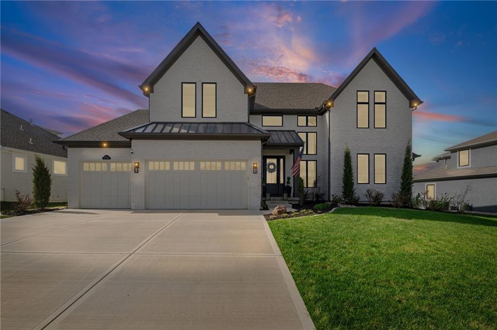 10126 N Kansas Court