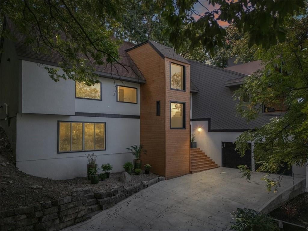 4715 Black Swan Drive