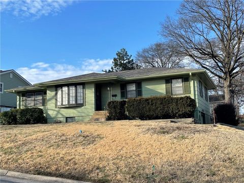 1500 Delaware Street, Leavenworth, KS 66048 - MLS#: 2604126