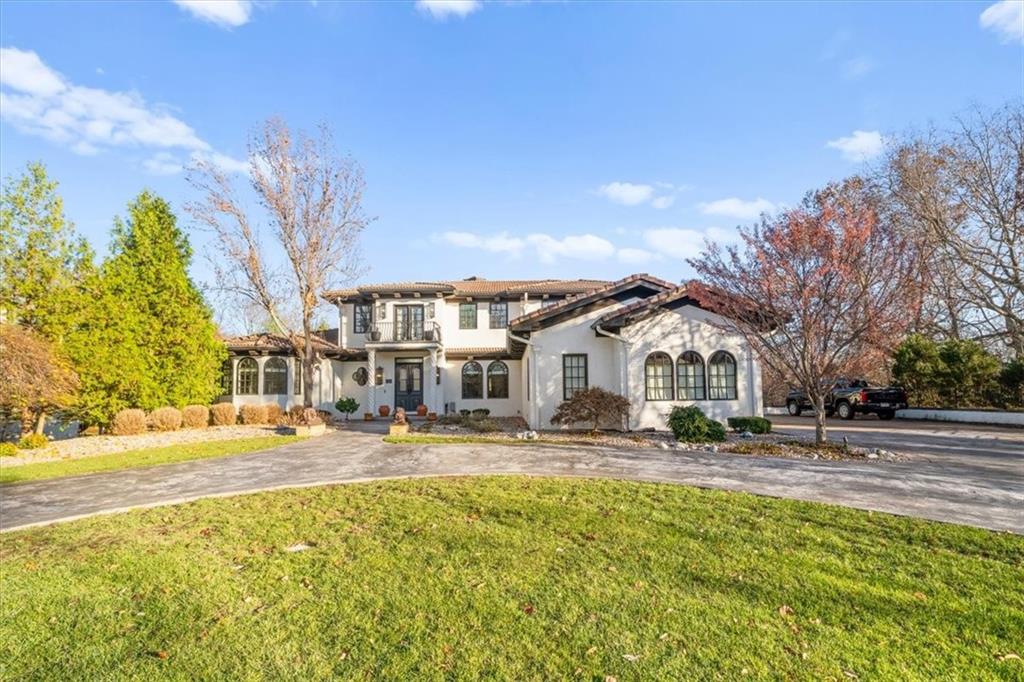 8519 N Sycamore Avenue