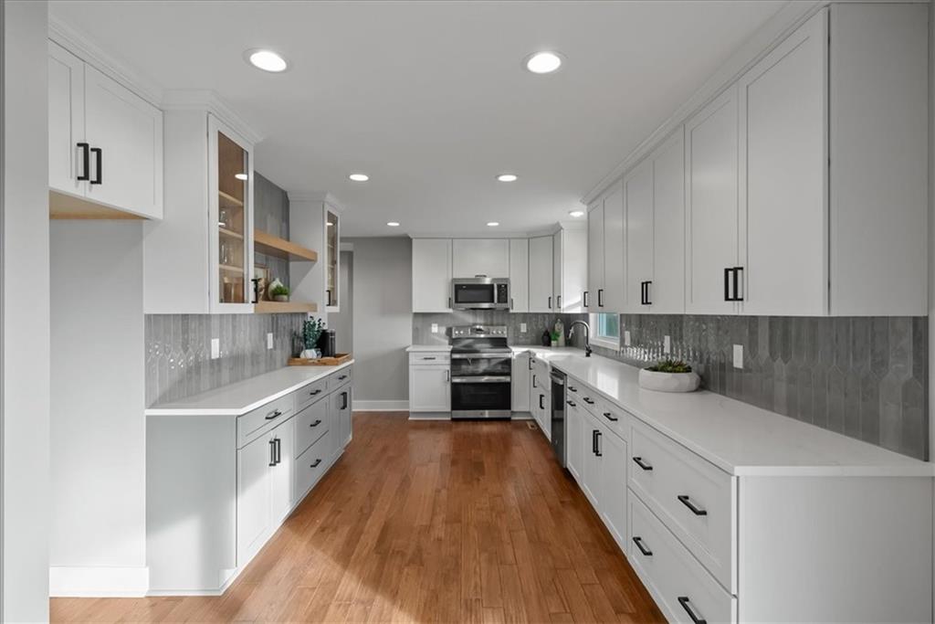 37755 W 159th Street