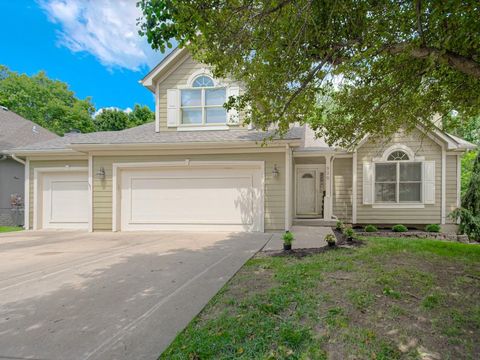 Photo of 920 NE 102nd Street, Kansas City, MO 64155 (MLS # 2626866)