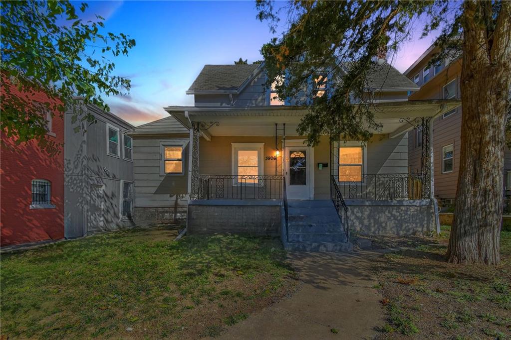 3906 Windsor Avenue