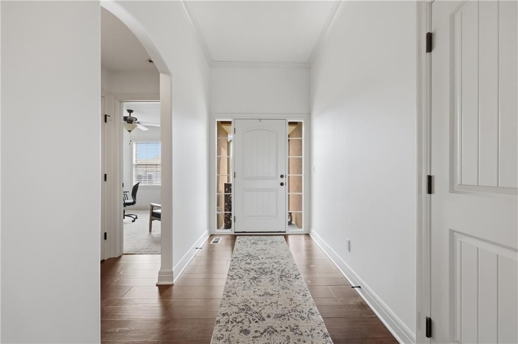 Photo of 1528 SW ANTIQUITY Drive, Lees Summit, MO 64081 (MLS # 2607923)