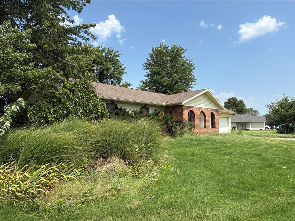 720 Meadow Lane