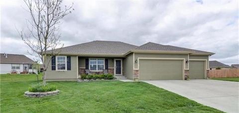 515 E LAKOTA Street Gardner KS 66030