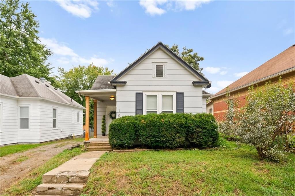 1024 Roosevelt Avenue