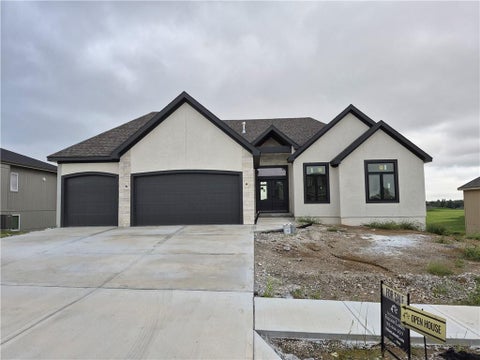 Photo of 4421 Tee Box Drive, Basehor, KS 66007 (MLS # 2643203)