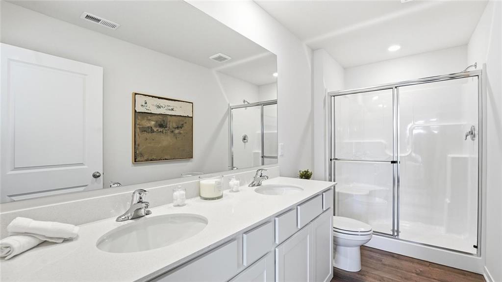 2103 Creek View Lane