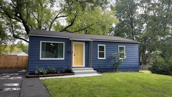 1503 N HOCKER AVE, INDEPENDENCE, MO 64050 - Image faba57fb97527fdb42e337ad5c7546d7/1900596459