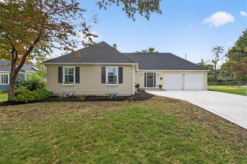 3615 W 83rd Terrace Prairie Village KS 66206