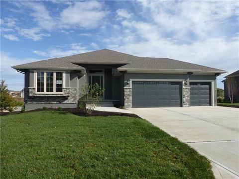 Photo of 12496 S Barth Road, Olathe, KS 66061 (MLS # 2625017)