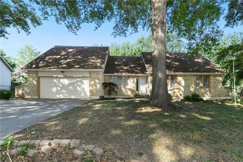 1912 NW Manor Drive, Blue Springs, MO 64014 - MLS#: 2603193