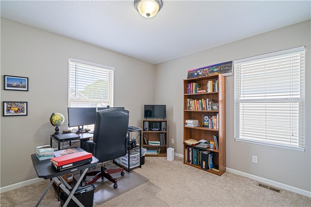 St Joseph, Missouri 64506, United States, 4 Bedrooms Bedrooms, ,3 BathroomsBathrooms,Residential,Active,147659