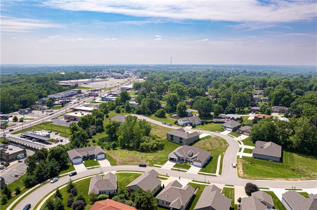 St Joseph, Missouri 64506, United States, 4 Bedrooms Bedrooms, ,3 BathroomsBathrooms,Residential,Active,147659