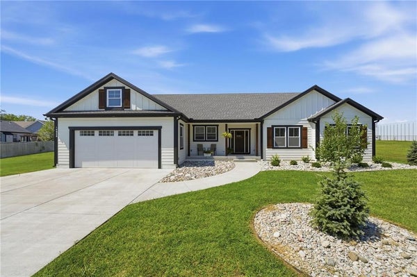 15928 E COGAN LN, INDEPENDENCE, MO 64050 - Image fb1fa53da41813d9bedf9f91db03b73f/2139630397