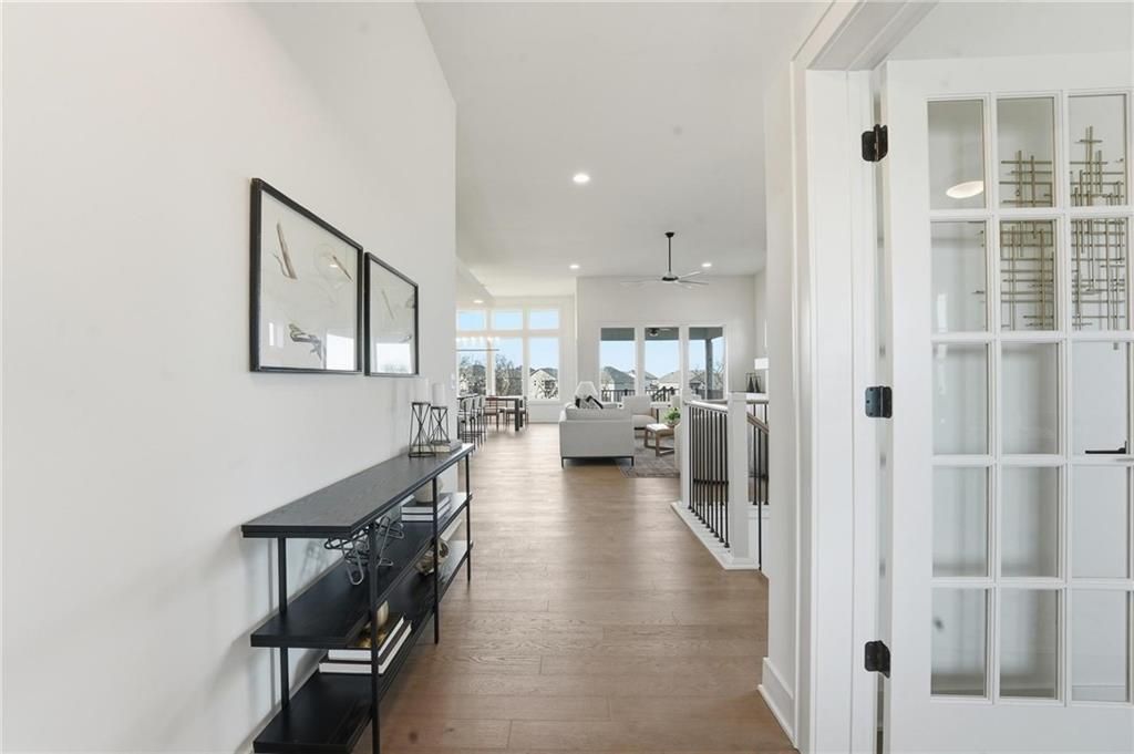 Photo of 1518 NW 106th Terrace, Kansas City, MO 64155 (MLS # 2608166)