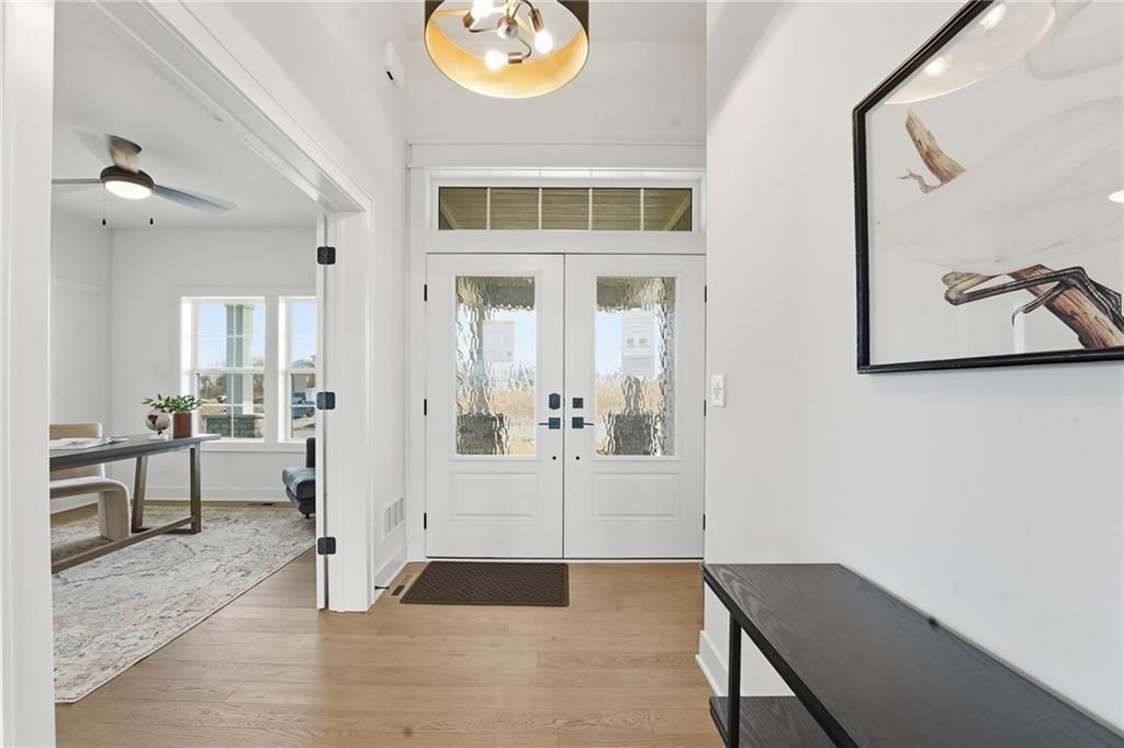 Photo of 1518 NW 106th Terrace, Kansas City, MO 64155 (MLS # 2608166)