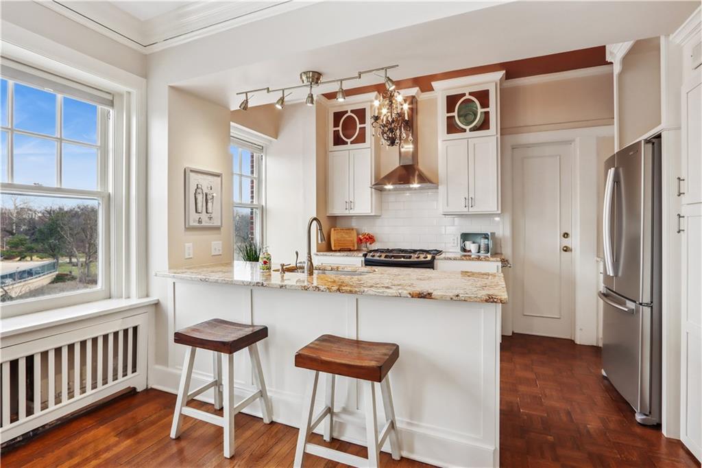 4618 Warwick Boulevard 6F