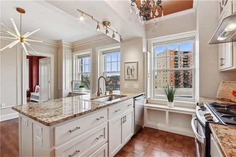 4618 Warwick Boulevard 6F Kansas City MO 64112