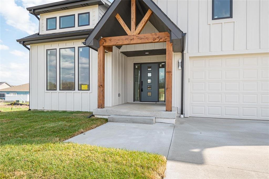 1109 Bluestem Circle