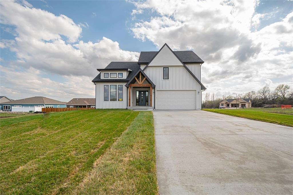 1109 Bluestem Circle