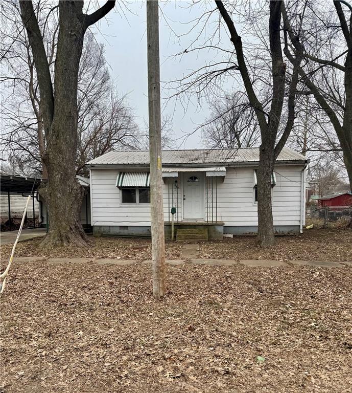 303 S Commercial Street