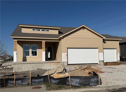 17412 Richards Street Overland Park KS 66221