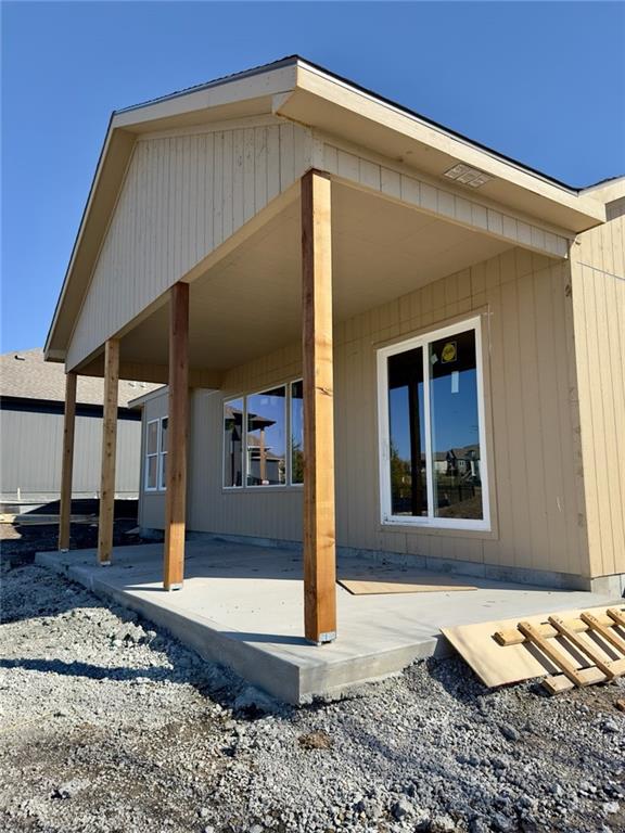 17412 Richards Street